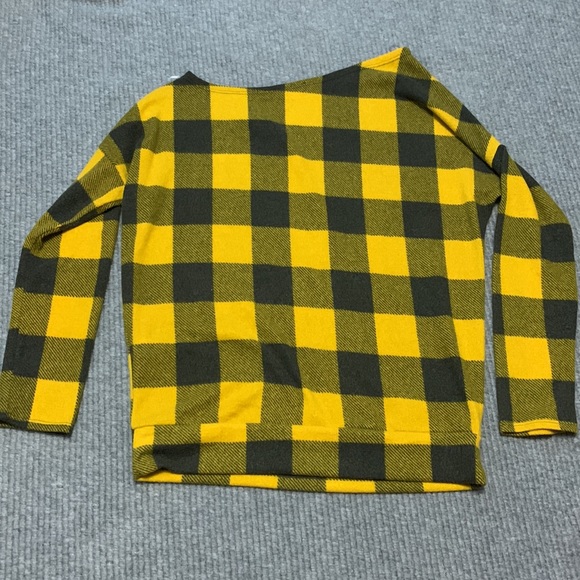 Silver Icing Asymmetrical Fleece Sweater - Picture 4 of 4